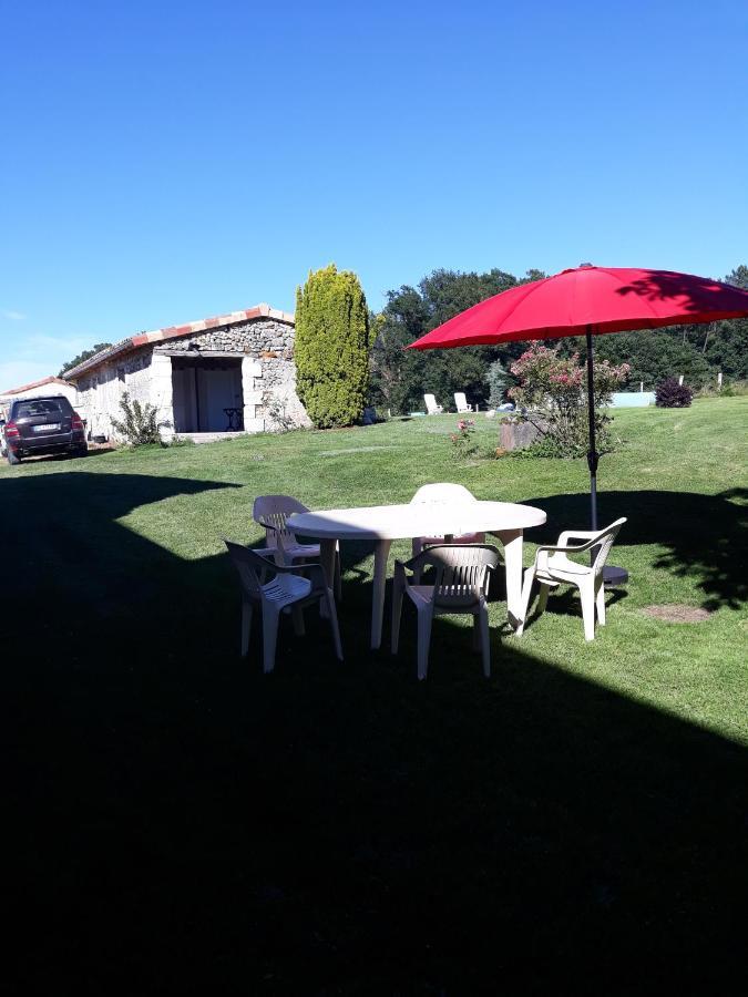 Bed and Breakfast La Girafe Bleue Lunas  Экстерьер фото